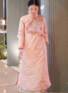 2995大吉新款绣花羽绒服中长款中式女冬装外套直筒白鸭绒薄羽绒