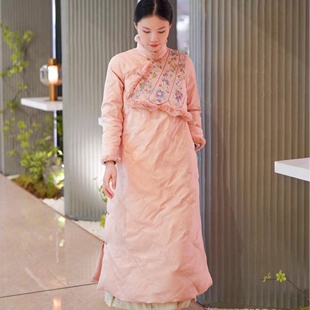 2995大吉新款绣花羽绒服中长款中式女冬装外套直筒白鸭绒薄羽绒