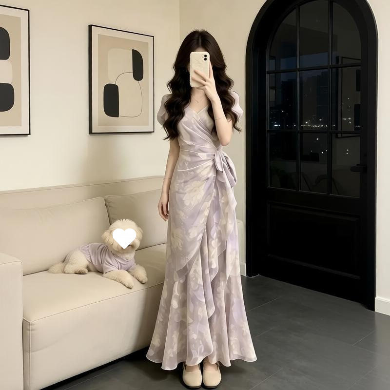 茶歇风紫色晕染碎花连衣裙女夏季2026新款收腰绑带荷叶边鱼尾长裙