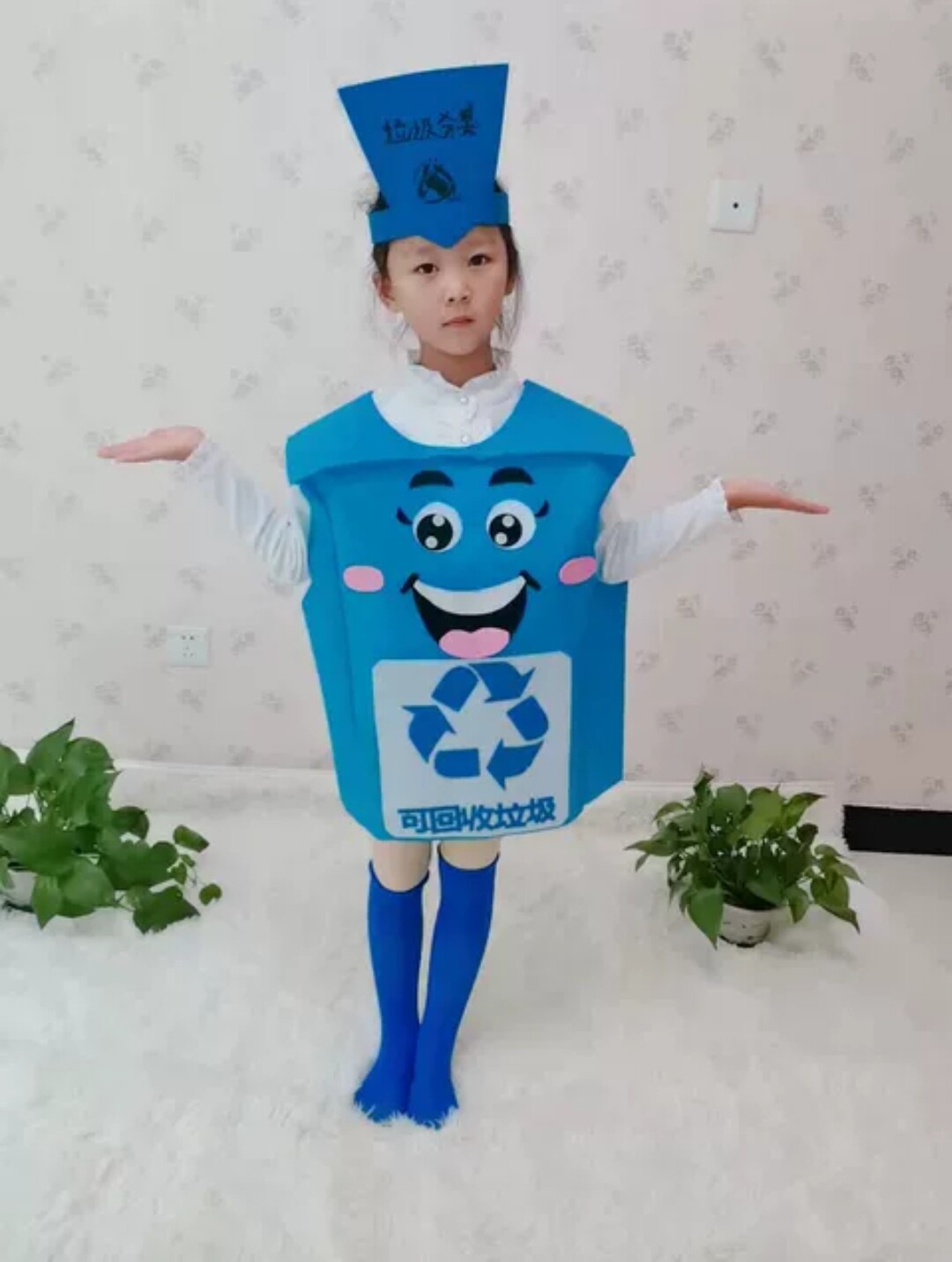 幼儿园环保时装秀儿童服装diy手工衣服亲子走秀垃圾分类表演服