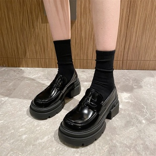 真皮英伦风时尚小皮鞋女2026春新款百搭厚底增高乐福鞋一脚蹬单鞋