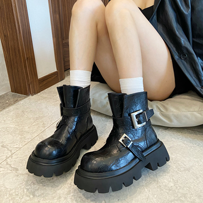 真皮厚底增高马丁靴女2025冬季新款英伦风皮带扣机车靴轻便短靴潮