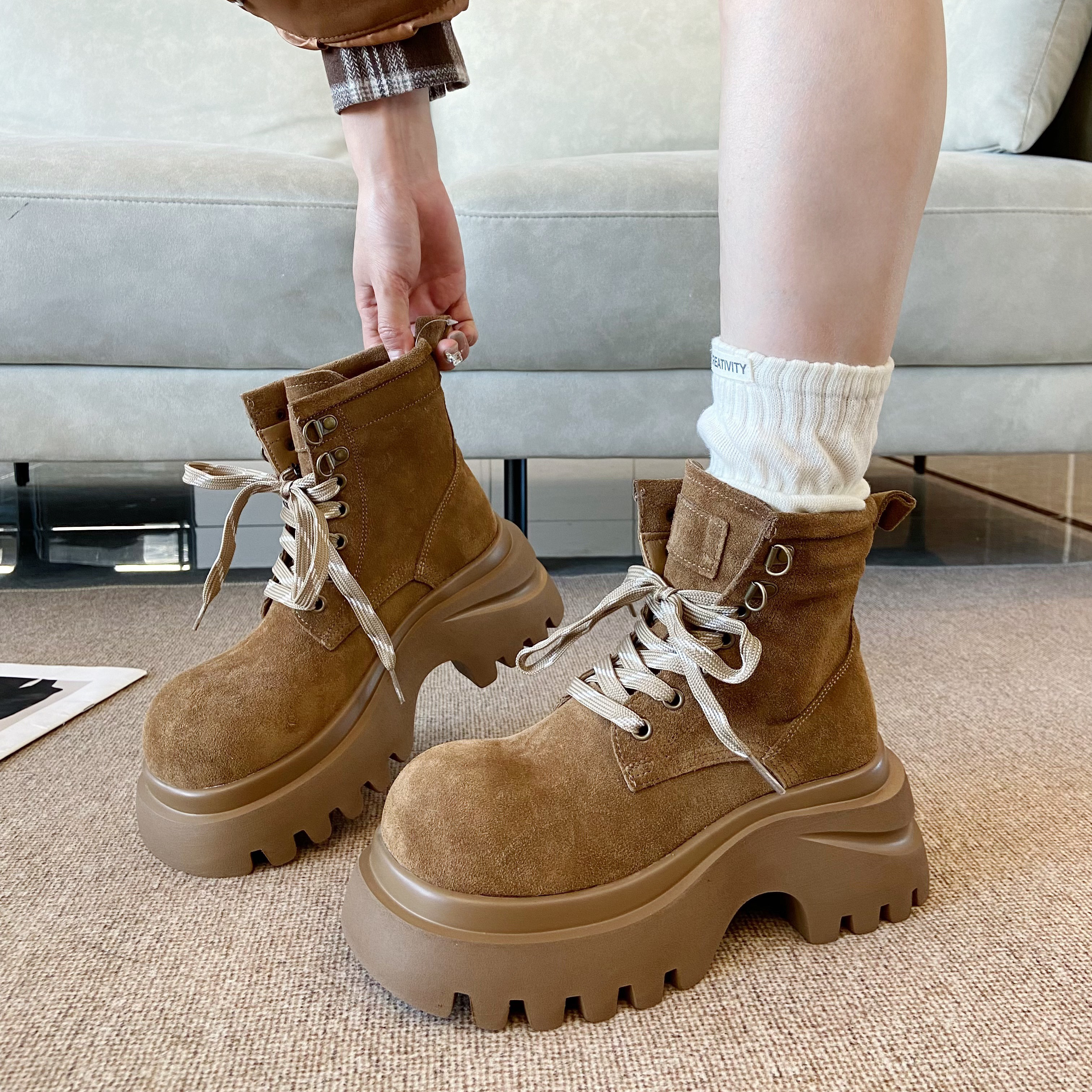 真皮厚底增高马丁靴女2025秋季新款英伦风百搭短筒靴子大头机车靴