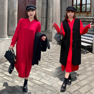 大码女装连衣裙秋冬新款喜庆大红色中长款宽松直筒胖mm毛织裙纯色