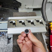 六角侧顶偏心夹具cnc数控批量并列侧面固定工装 虎钳治多工位机床