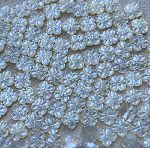深海蝶贝12mm14mm双面宝相花白黄蝶贝DIY天然贝壳手工饰品材料