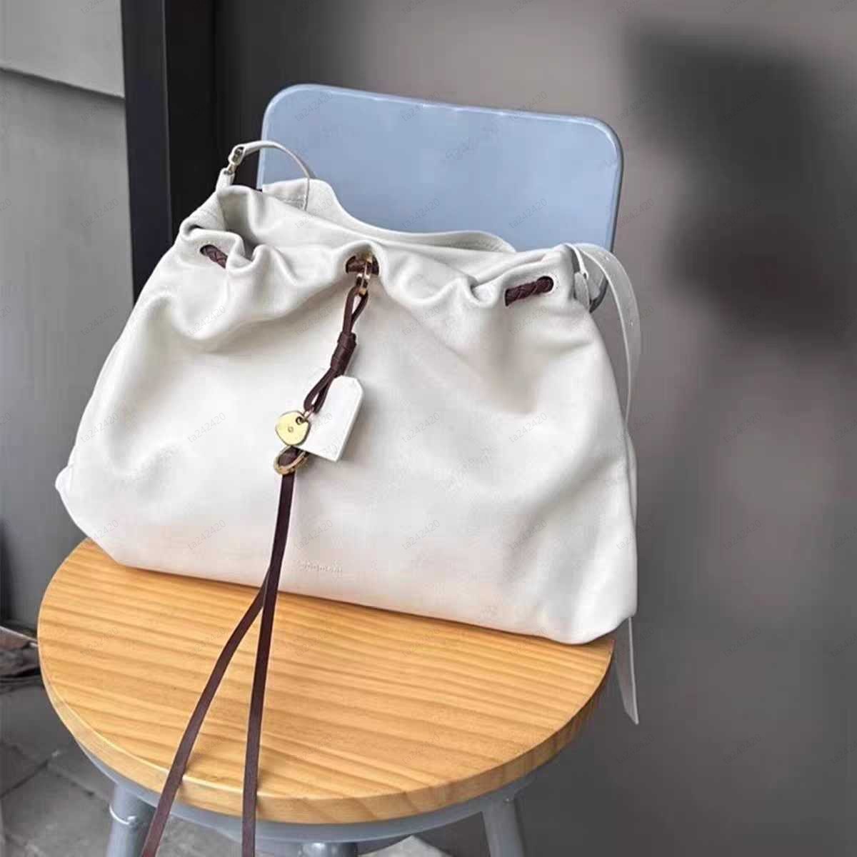 戴鹭山下系列文淇同款百纳托特包垃圾袋通勤流浪包手提斜挎包女款