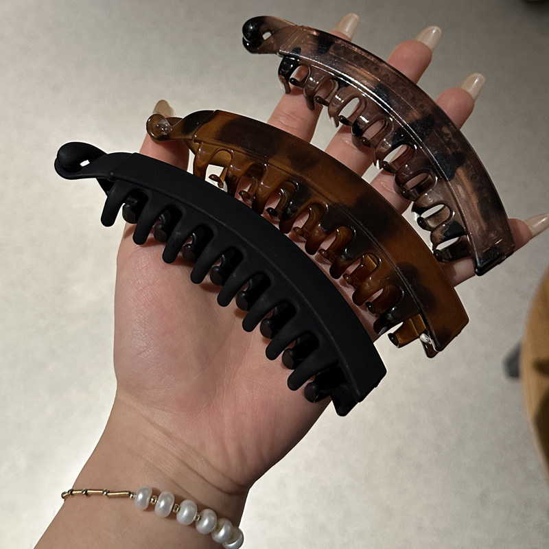 小众香蕉夹简约高级感高马尾神器