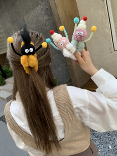 趣味可爱毛绒抓夹娃娃创意秋冬新款 大号鲨鱼夹后脑勺头饰盘发