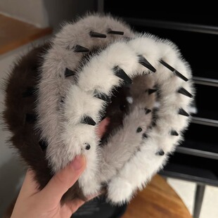 韩系秋冬毛毛头箍发箍复古带齿防滑洗脸化妆头箍ins发饰2024新款