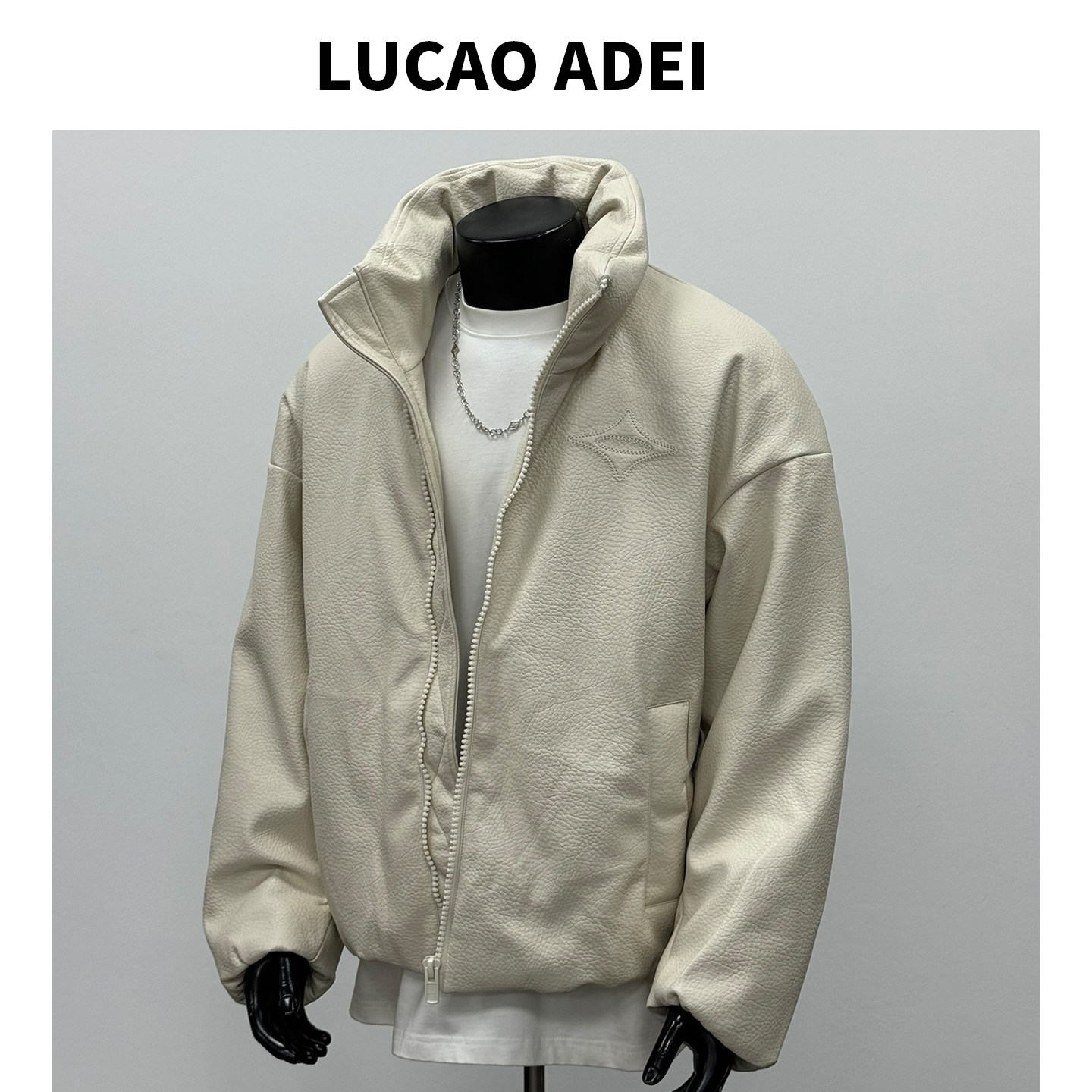 2025年冬季新款美式潮牌皮质立领机车风宽松羽绒服保暖外套男白色