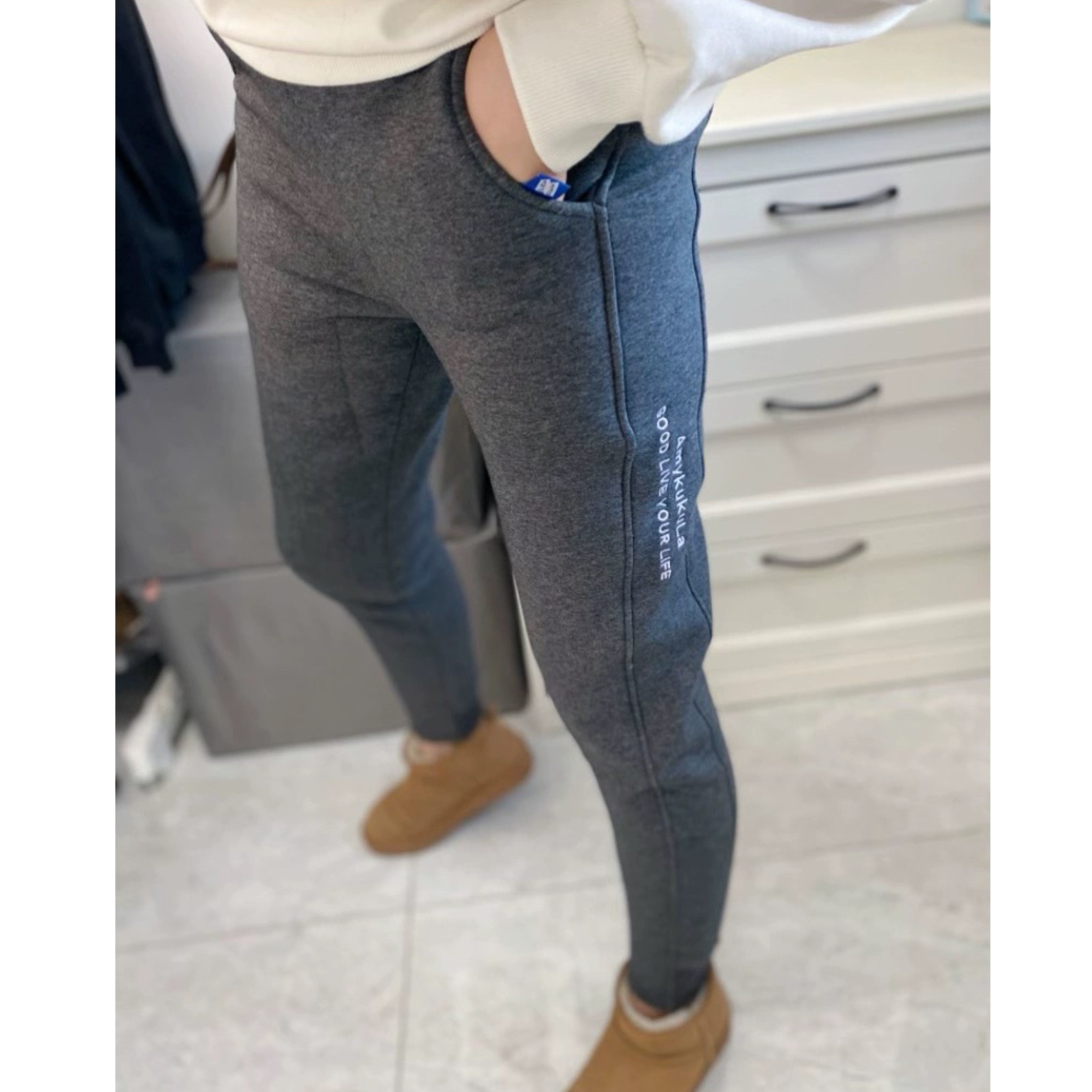 加绒加厚运动裤女修身显瘦小脚秋冬季保暖羊羔绒 卫裤女保暖棉裤