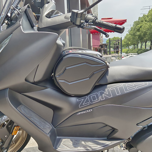 适用 雅马哈Nmax155 升仕350D 天鹰TS150踏板油箱包 手机防摔包