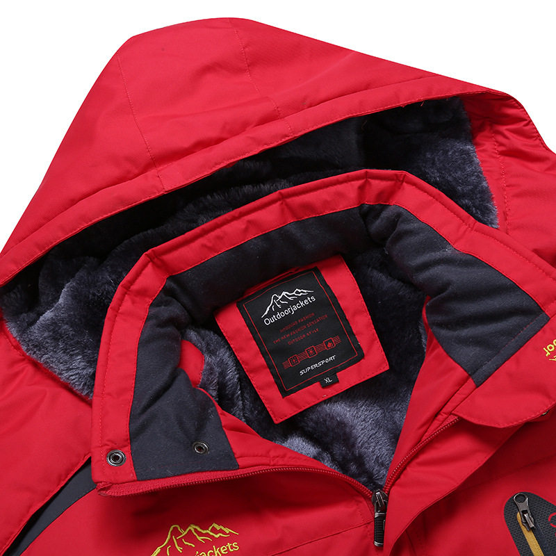 2025热卖户外冬季保暖冲锋衣男加肥大码滑雪登山服wish速卖通