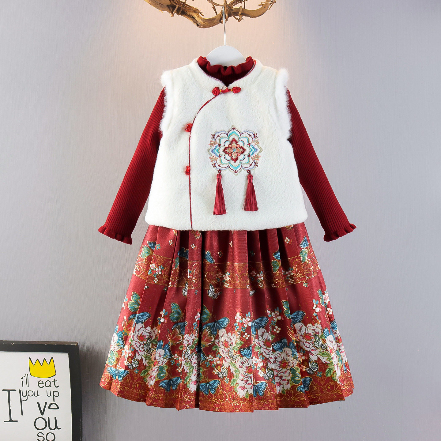 女童马面裙国风汉服盘扣马甲套装冬装加厚新年服过年拜年服两件套,童装/婴儿装/亲子装,汉服,淘宝优惠券,粉丝福利购,淘宝优惠卷