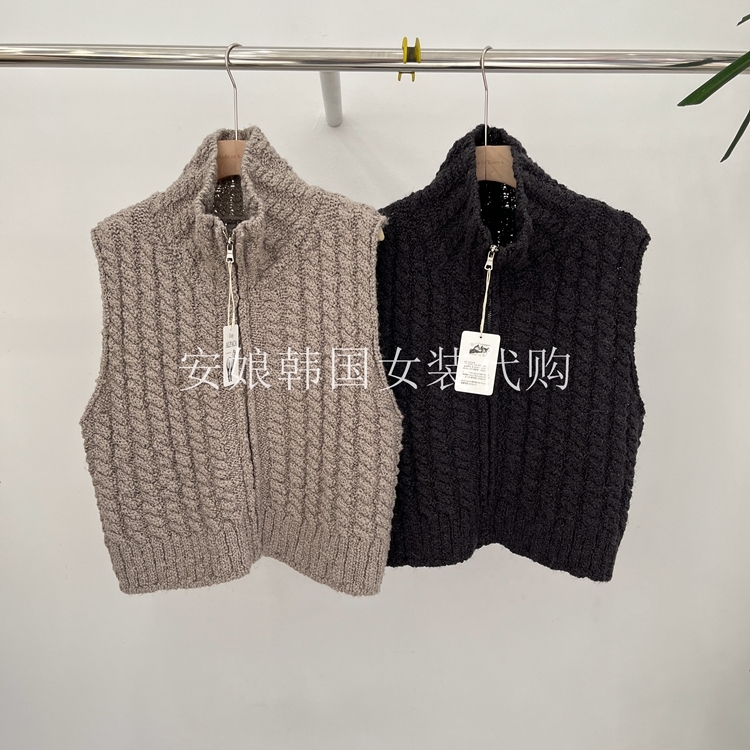 时尚立领坑条纹无袖针织马夹