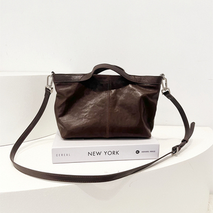 黑色女王正品 真皮大容量斜挎包 植鞣头层牛皮菜篮子手提包2025新款