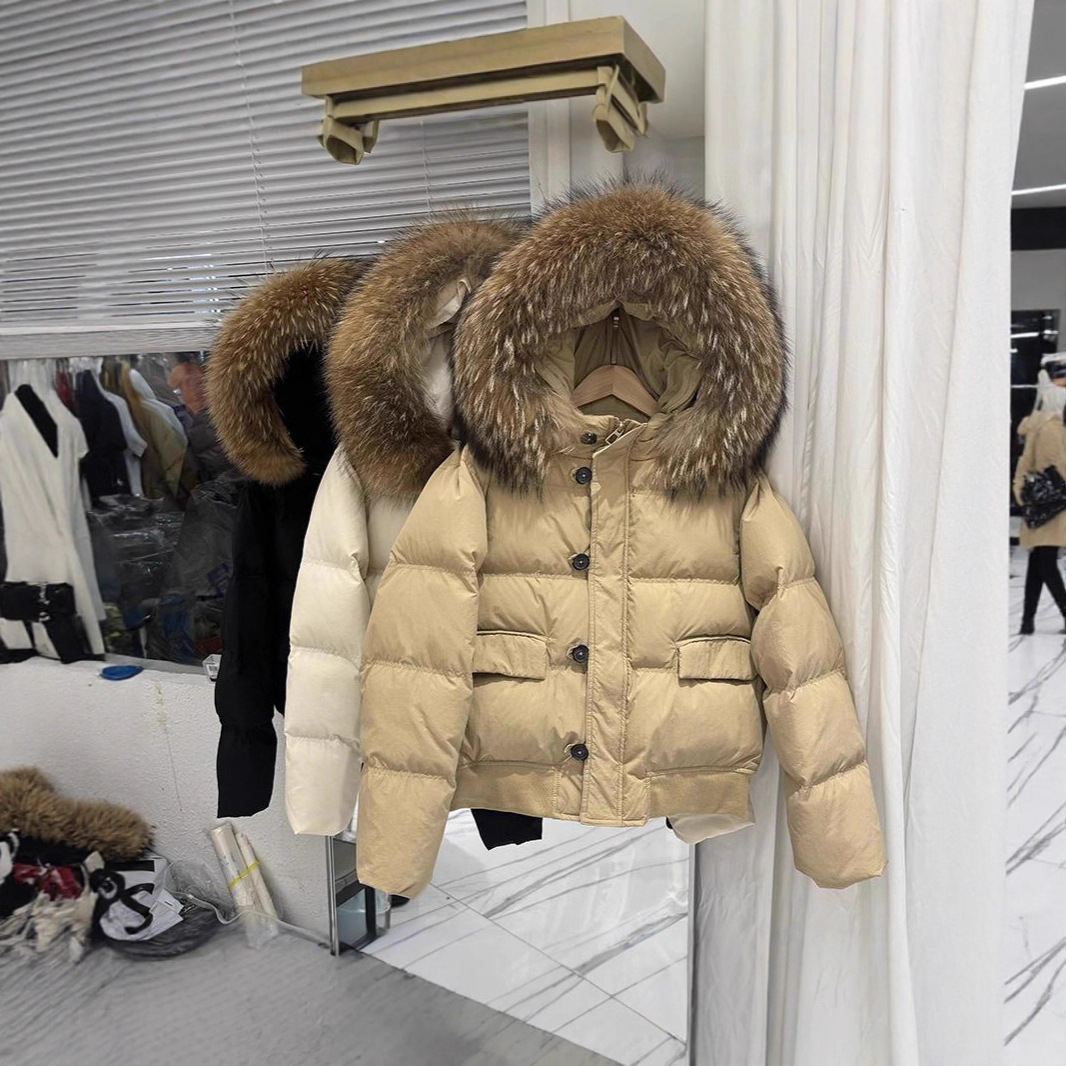 2025冬季新款韩版宽松加厚保暖连帽羽绒服女短款小个子面包服外套