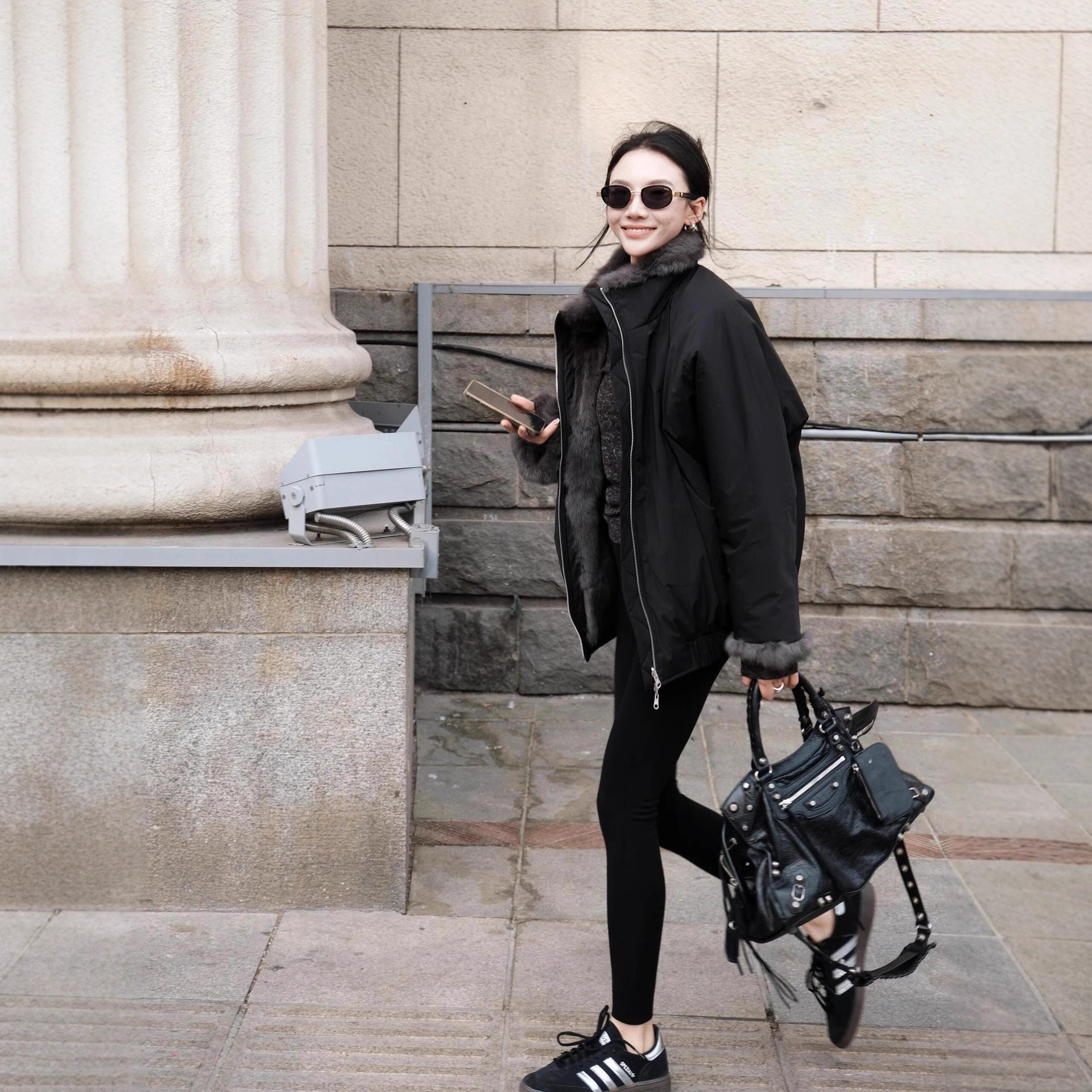 冰川休闲短款两面穿兔毛派克服新款女装复古百搭保暖皮草外套