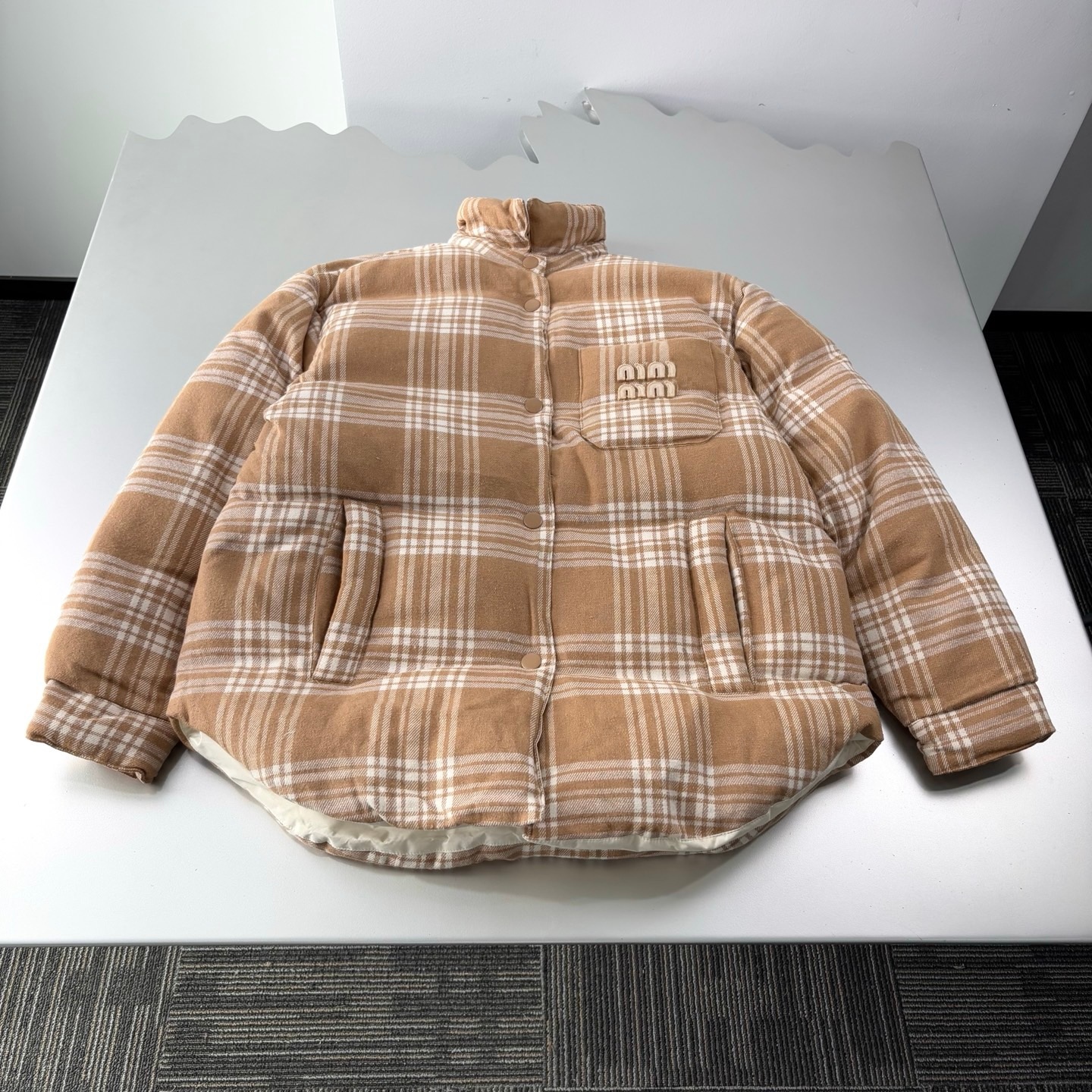 BreakMade33徽标90白鸭绒羽绒服