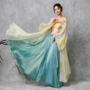表演服套装 新款 中国风舞蹈演出服女仙气渐变纱衣飘逸大摆裙舞台装
