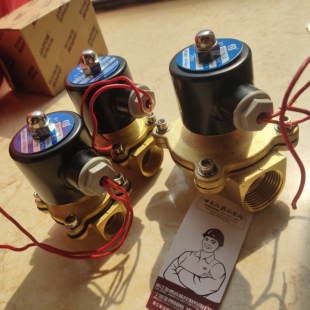金博59黄铜丝扣电磁阀电压220V DN15/DN20/DN25 PN10
