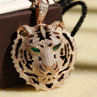 动物项链女18k玫瑰金老虎头毛衣链锁骨链不掉色吊坠虎年节日礼物