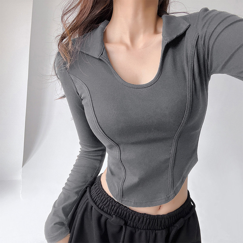 灰色运动打底衫女秋季内搭修身长袖T恤辣妹短款工装裤搭配的上衣