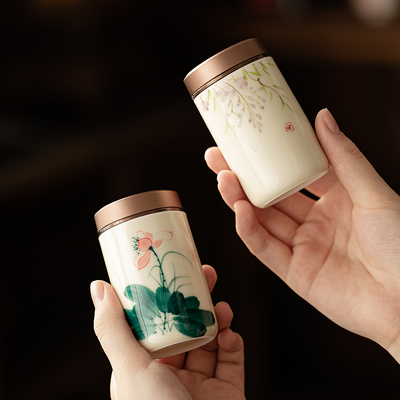 手绘釉下彩茶叶罐迷你小号