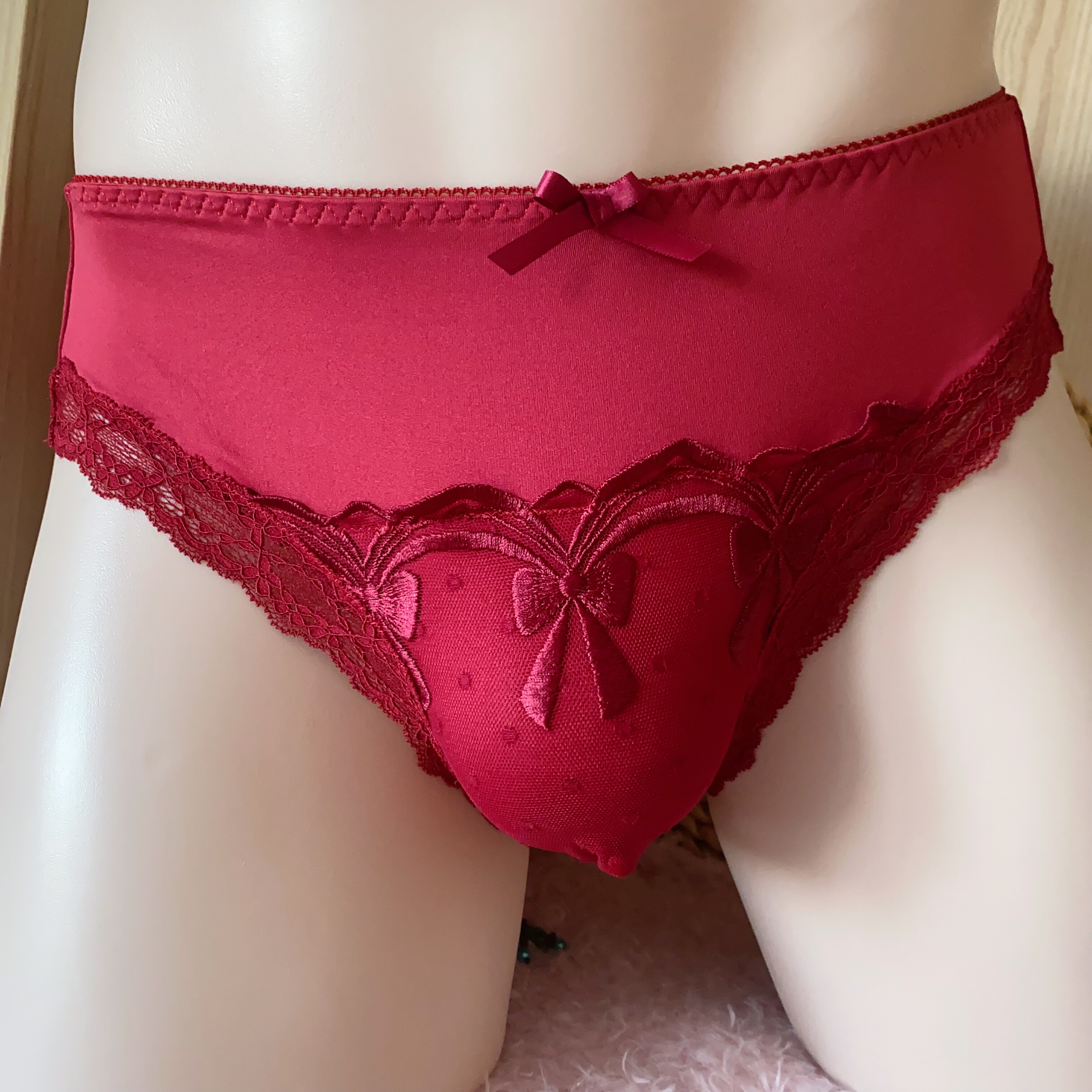 新年红本命年男士三角裤特别设计男式蕾丝花边刺绣可爱伪娘内裤