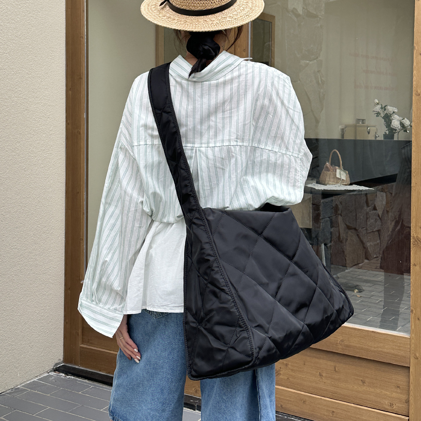 2025新款日韩风菱格绗缝包女大容量托特包百搭通勤单肩斜挎包黑色