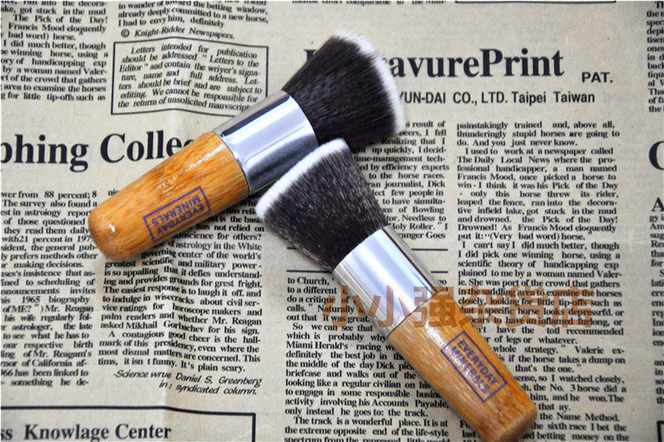 包邮EDM粉底刷 BB霜腮红刷 平头刷 化妆刷化妆工具