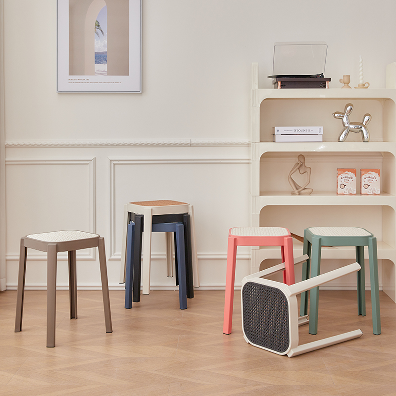 塑料凳子加厚方凳家用可叠放餐桌板凳现代创意胶凳子北欧吃饭椅子
