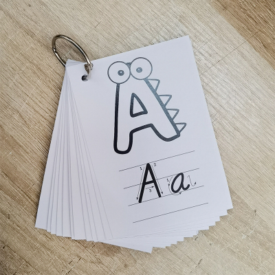 26个英文字母大小写黑白涂色卡片