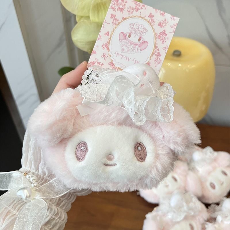 美乐蒂白草莓零钱包毛绒公仔挂件小拎包粉色少女心挂饰钥匙扣礼物