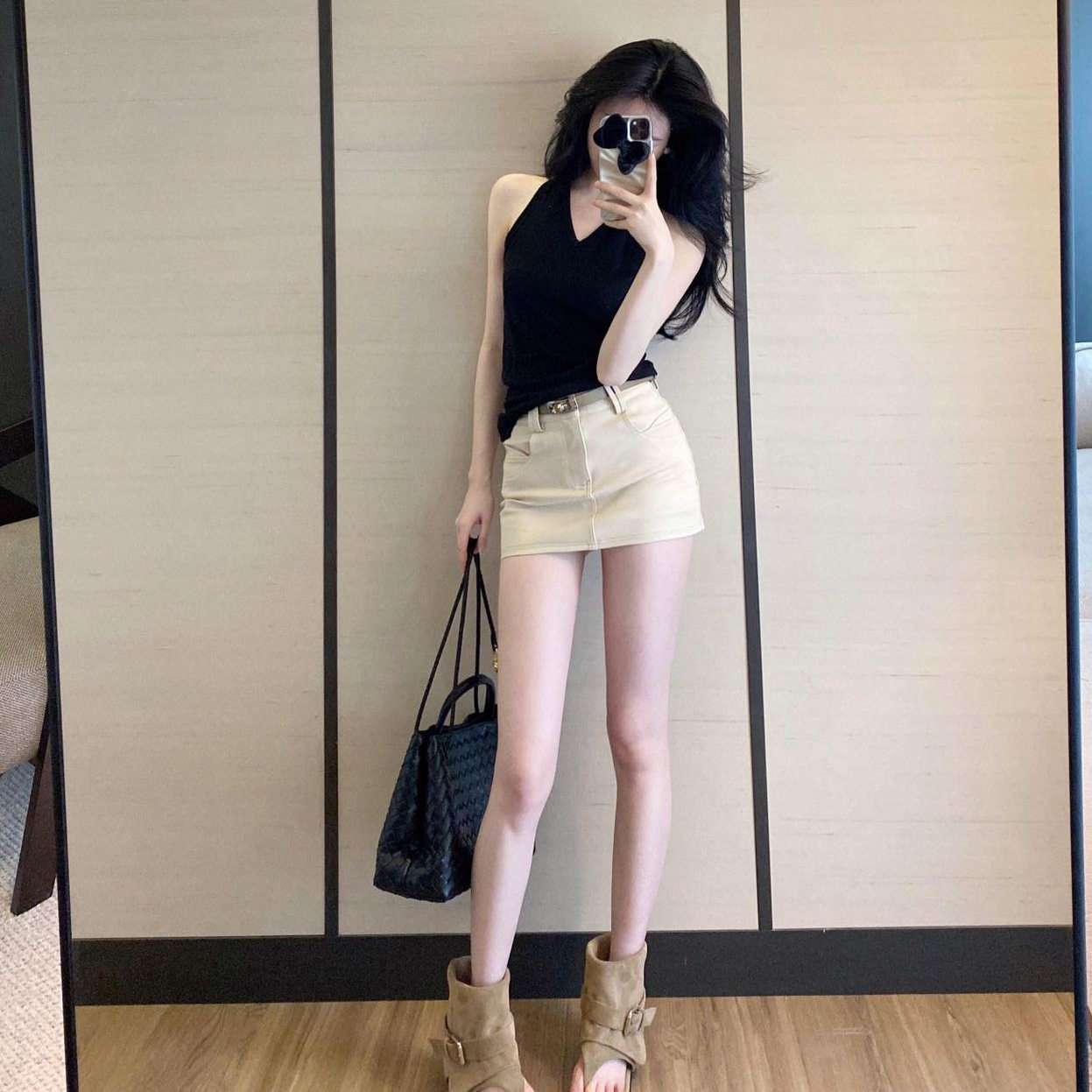 甜辣风V领挂脖吊带背心女夏季修身显瘦短款上衣包臀短裙两件套