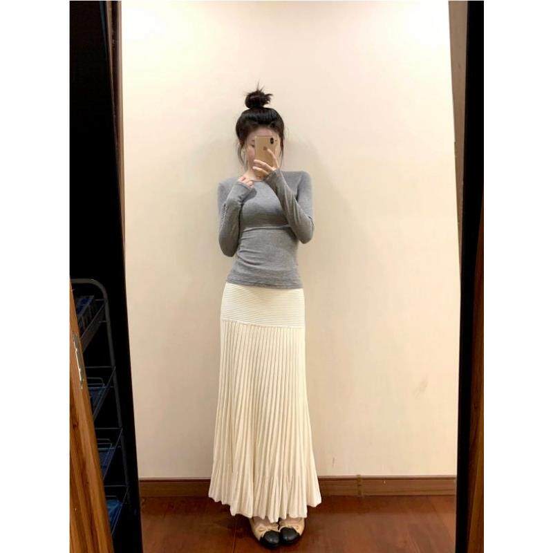 奶白色针织百褶裙巨好看的早秋半身裙女垂感包臀鱼尾裙小个子长裙