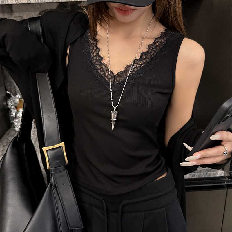 严选蕾丝拼接吊带背心女2026新款内搭外穿性感纯欲宽肩带打底上衣