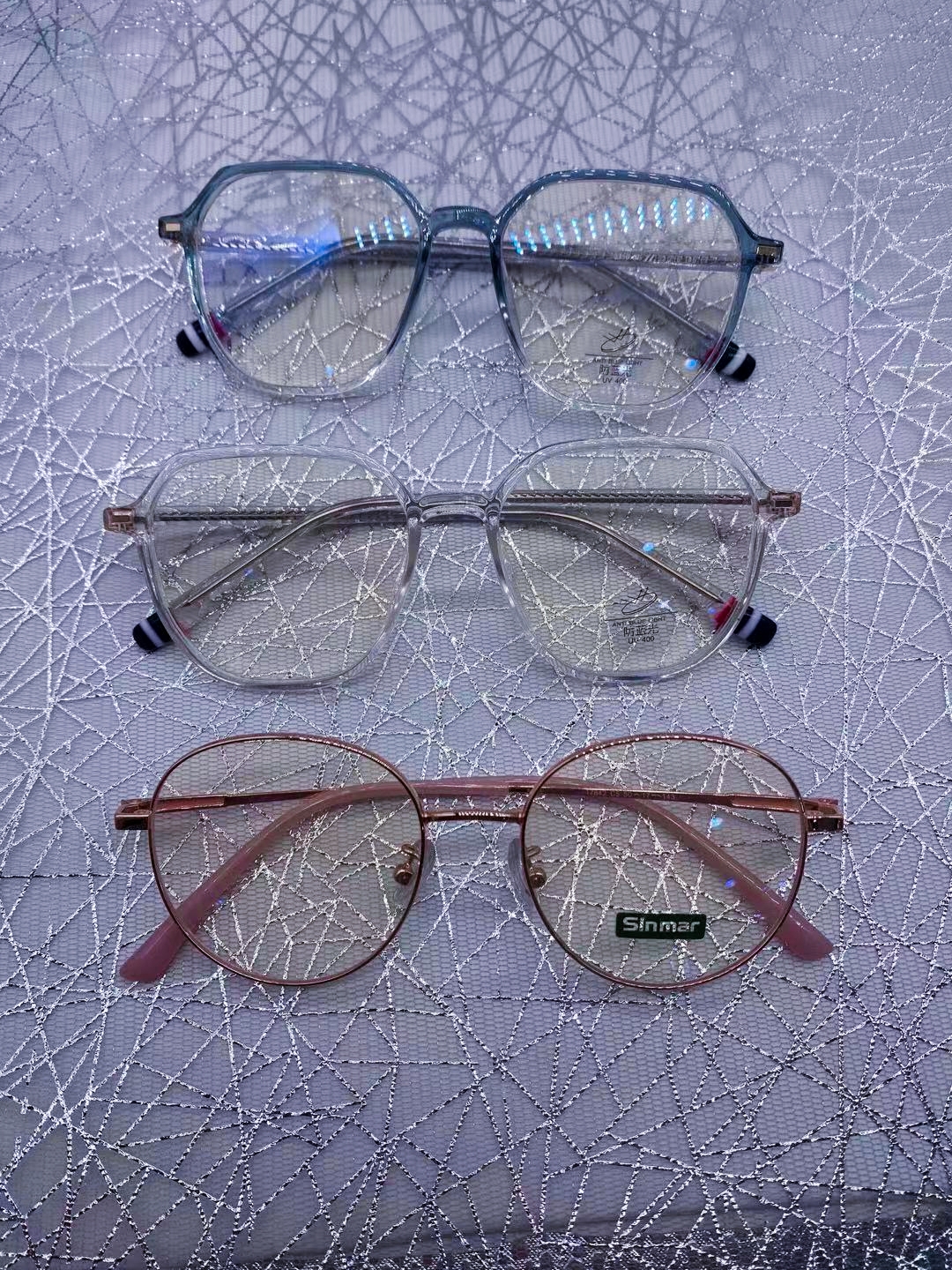 新款眼镜店柜台垫布眼镜展示道具摆件拍摄道具背景布眼镜装饰潮品-封面