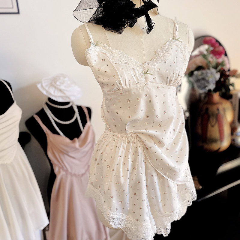 工厂直销小碎花印花女士夏季性感吊带短裤仿真丝蕾丝睡衣两件套装