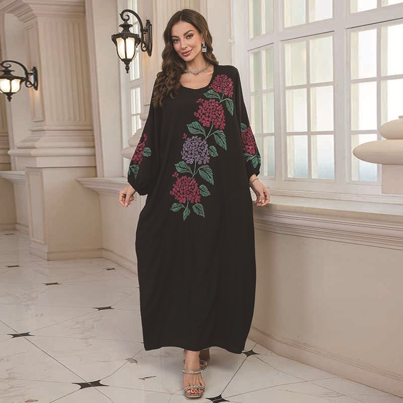 欧美跨境人棉刺绣度假连衣裙女沙滩防晒服宽松大码长袍比基尼