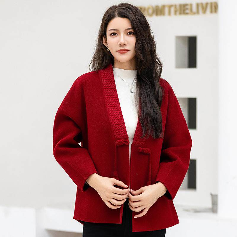 2025秋冬新款双面羊绒大衣女穿搭V领新中式红色短套盘扣毛呢外套