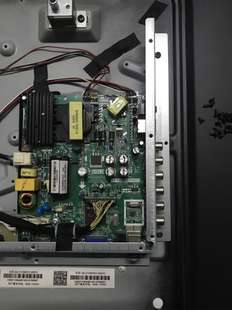 乐华40L21主板  TP.VST59S.PB813 屏 LVW400CMDN E1