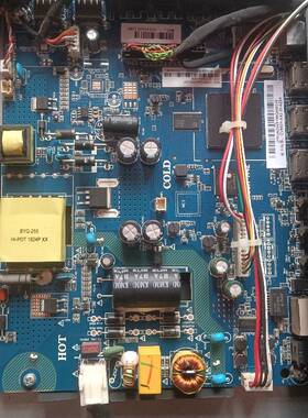 四核芯片的网络WiFi熊猫电视机32V7S主板CV950H-A42配CV320HTF01