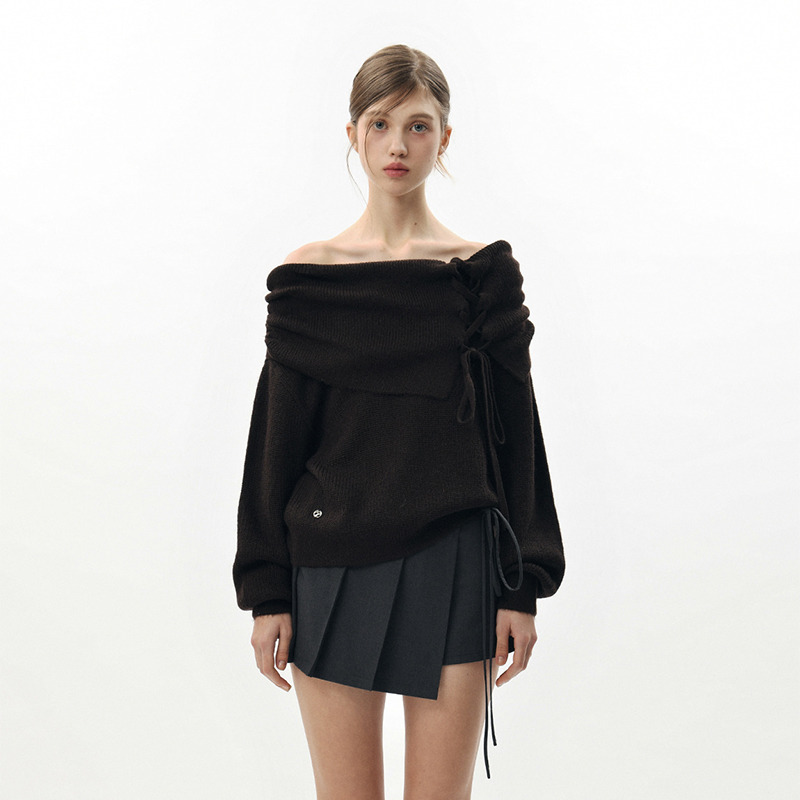 painorpleasure一字领露肩毛衣