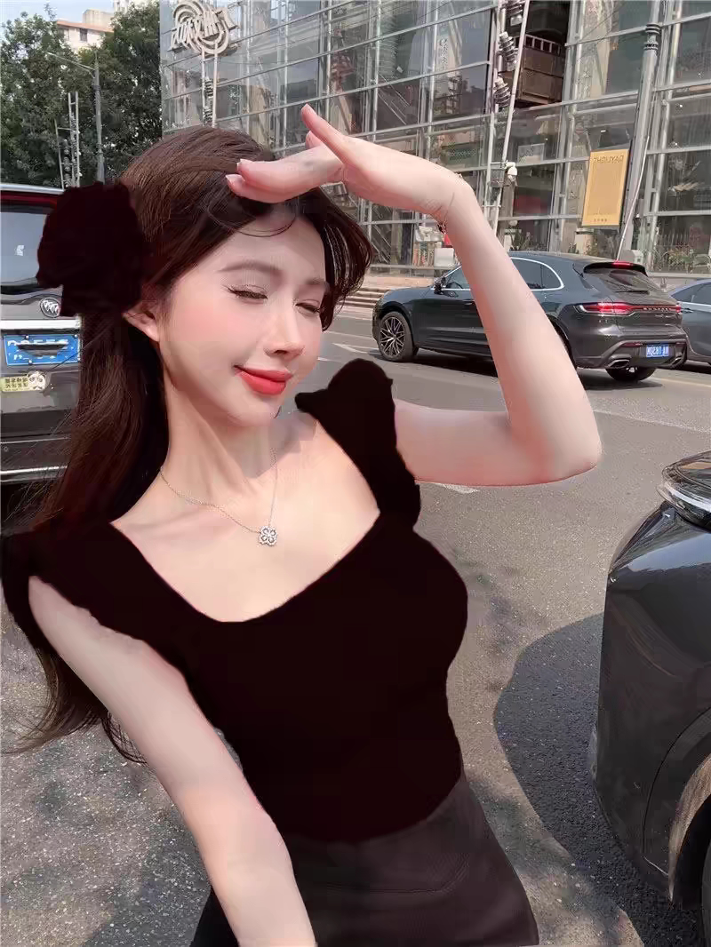 酒红色方领小飞袖修身显瘦T恤2025年夏季新款法式辣妹小众女装潮