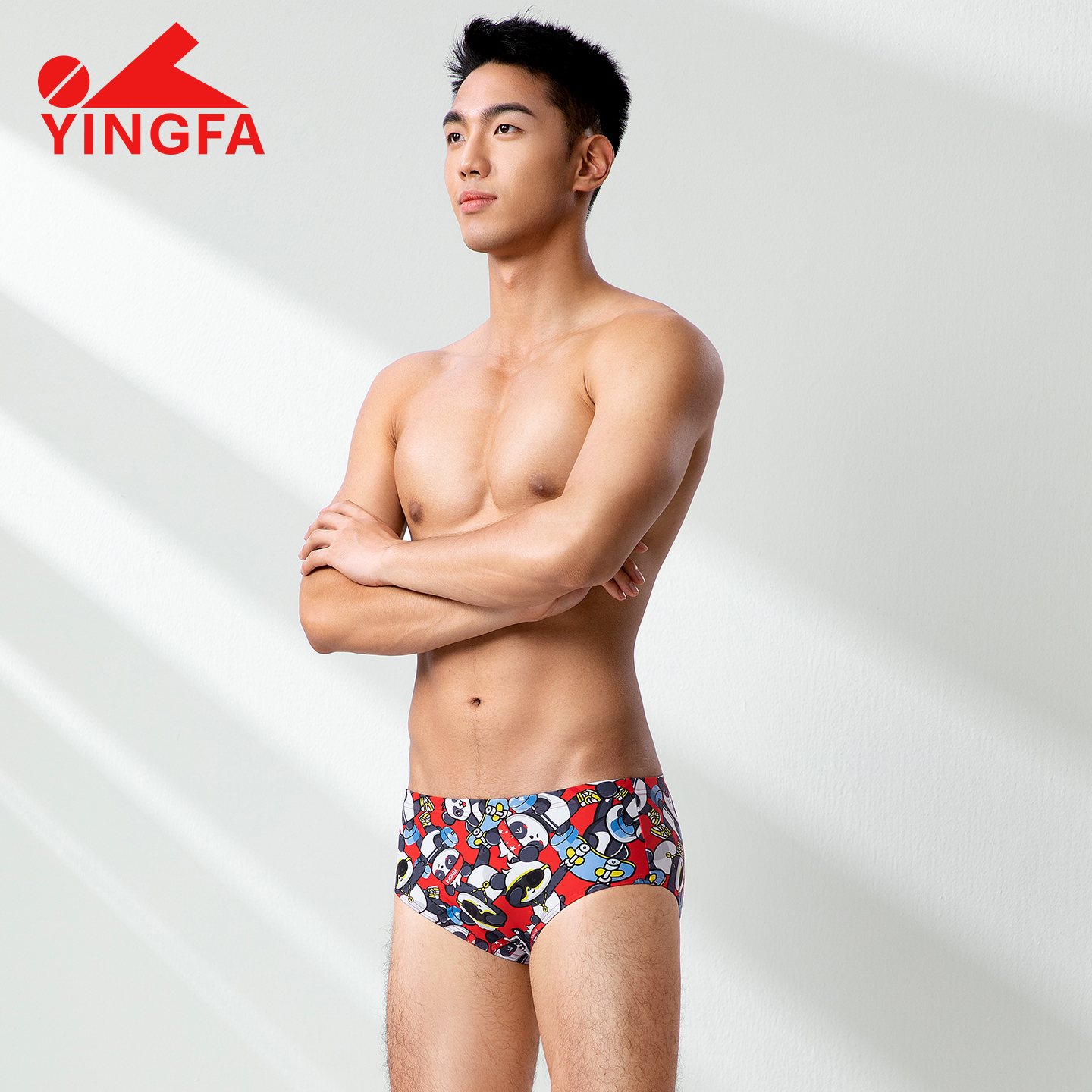 英发男泳裤专业速干抗氯新款竞速儿童成人三角游泳裤男款6911