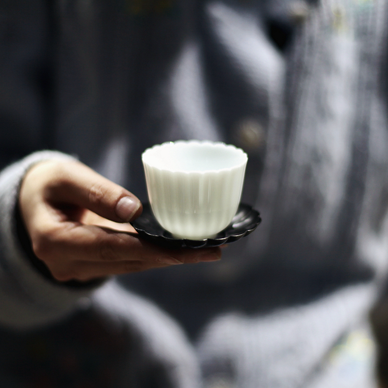 景德镇白瓷茶杯品茗杯菊花瓣