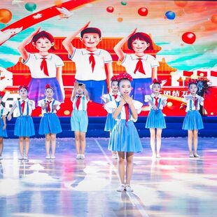 六一让我们荡起双桨舞蹈演出服小荷风采红领巾合唱服男女童表演服