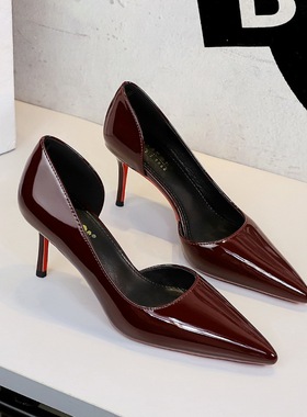 除恶李晓雅蔡文静同款欧美风尖头高跟鞋漆皮红底百搭细跟侧空单鞋